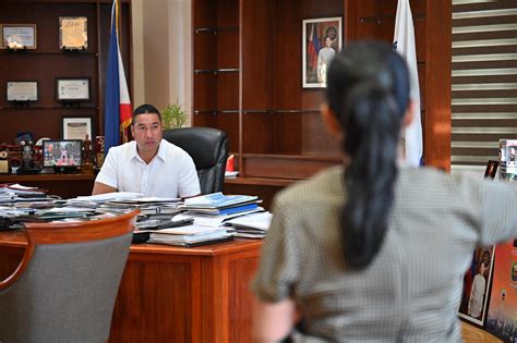 Removal of window hours still being assessed by MMDA .